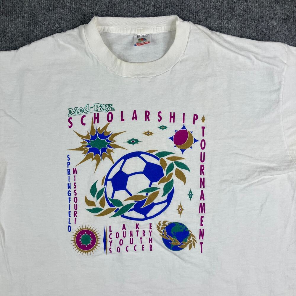 Fruit of the Loom T-Shirt Mens XL White‎ Soccer Graphic Vintage 90s USA Made Tee